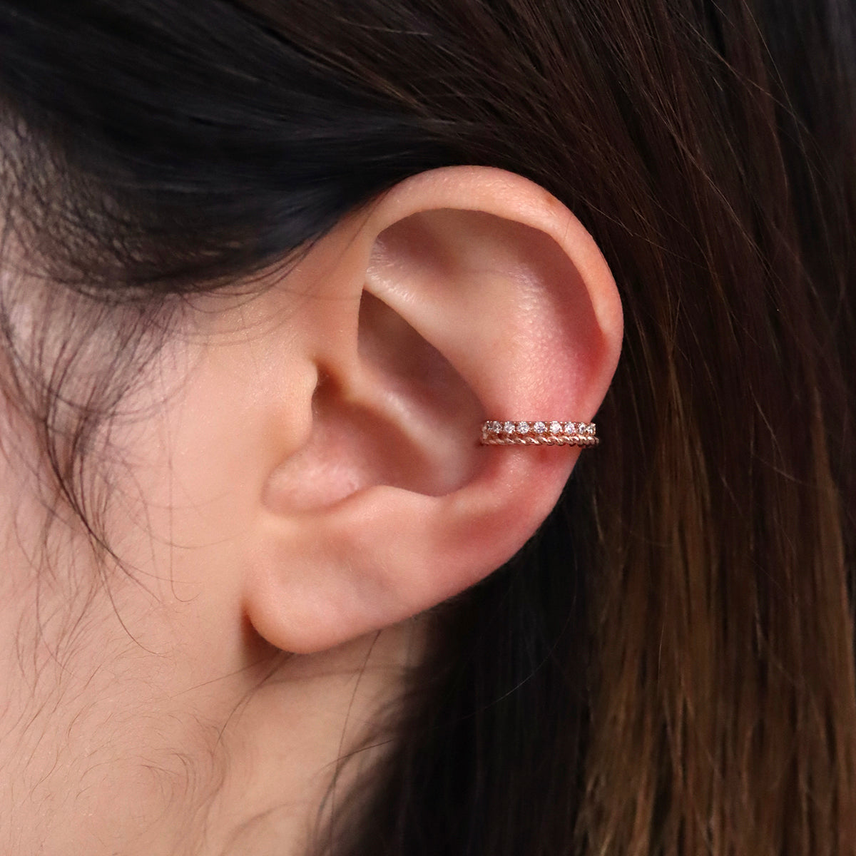 Simple Line Sparkle Ear Cuff