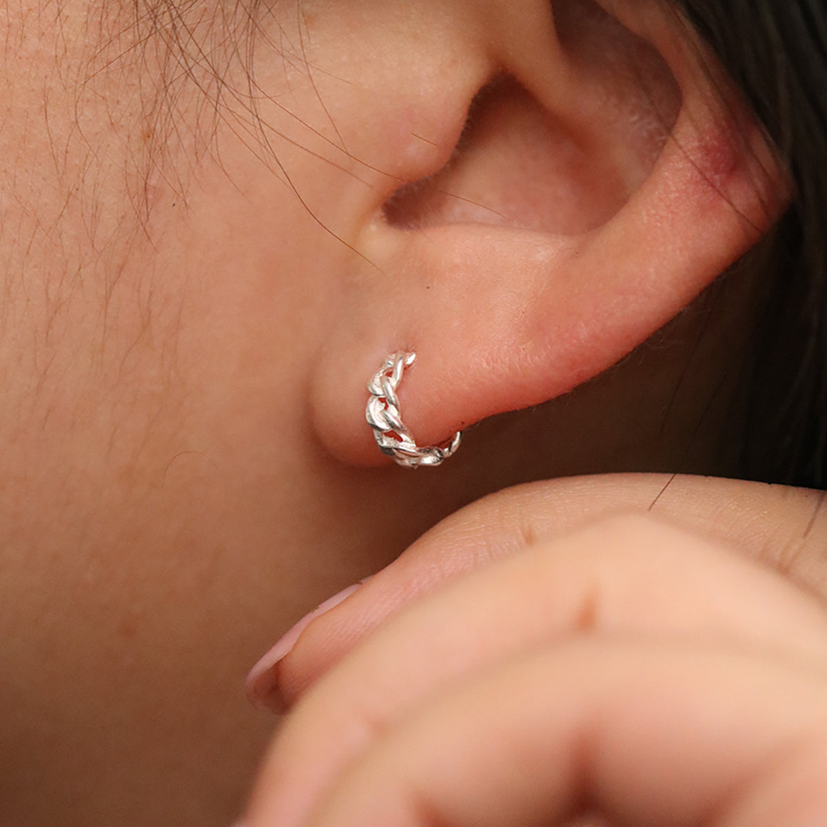 8mm Rope Huggie Earrings