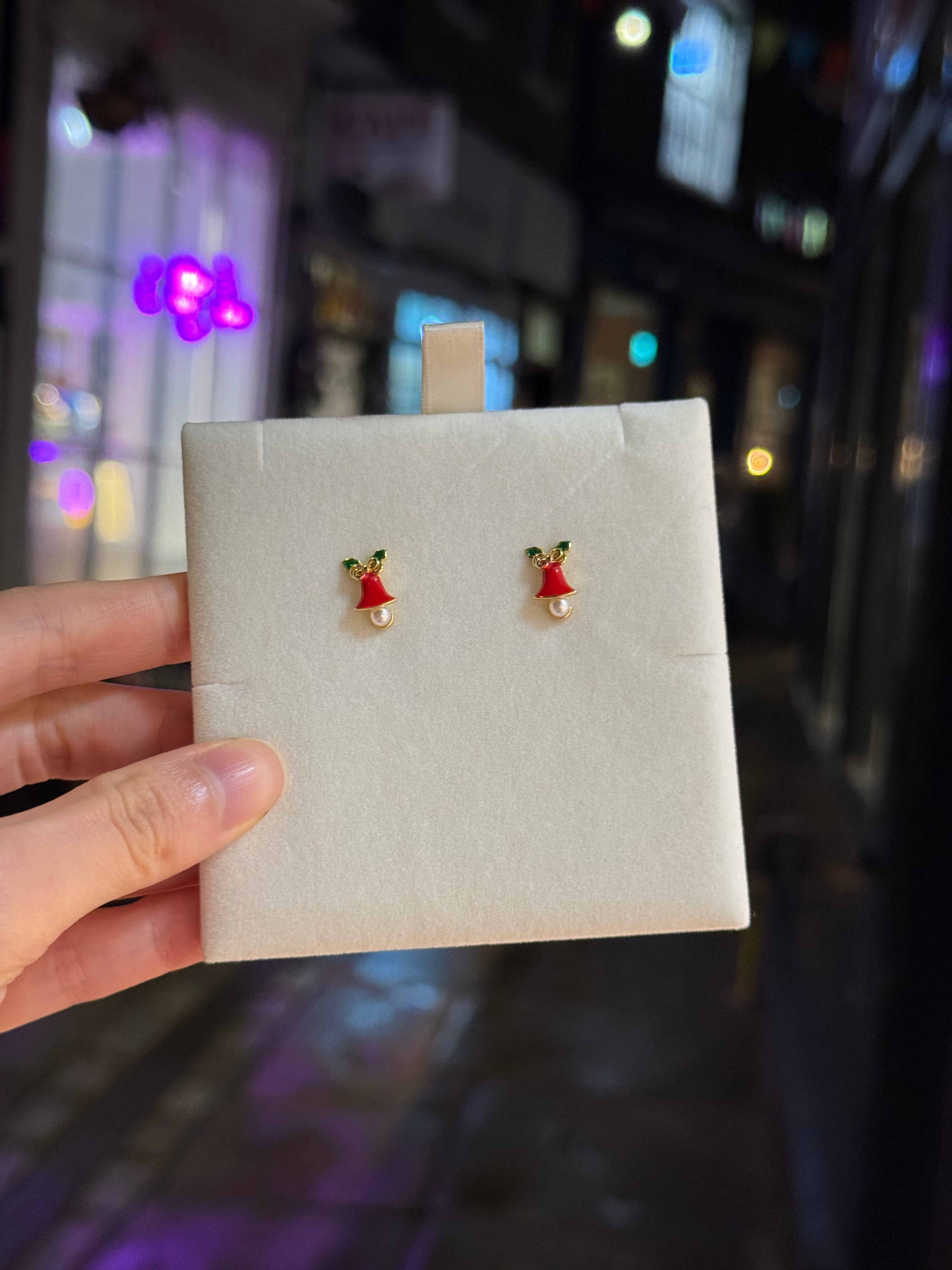 Christmas leaf pearl bell earrings