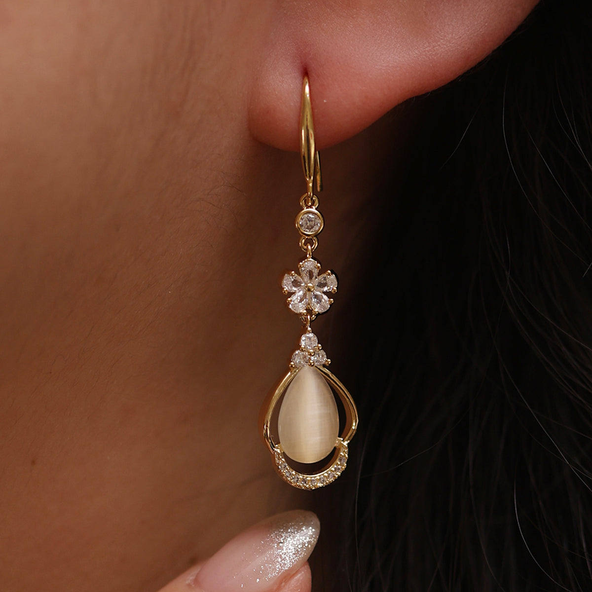 Mother of pearl hook drop earrings