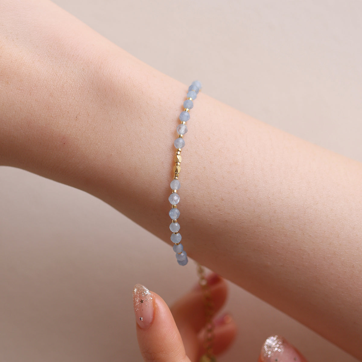 Blue topaz beaded bracelet