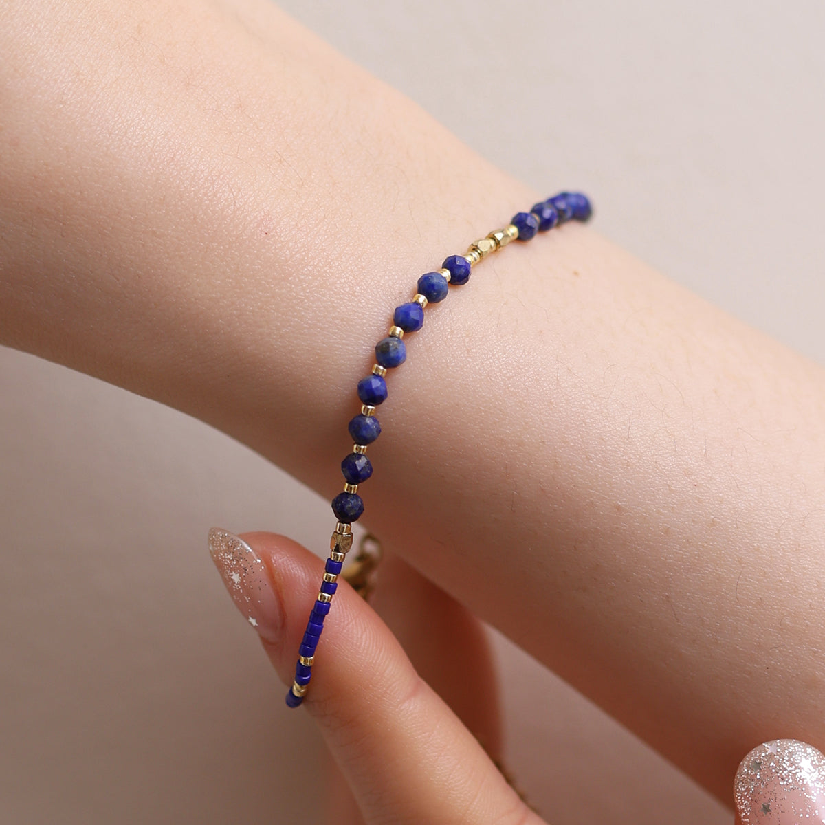 Lapis lazuli beaded bracelet
