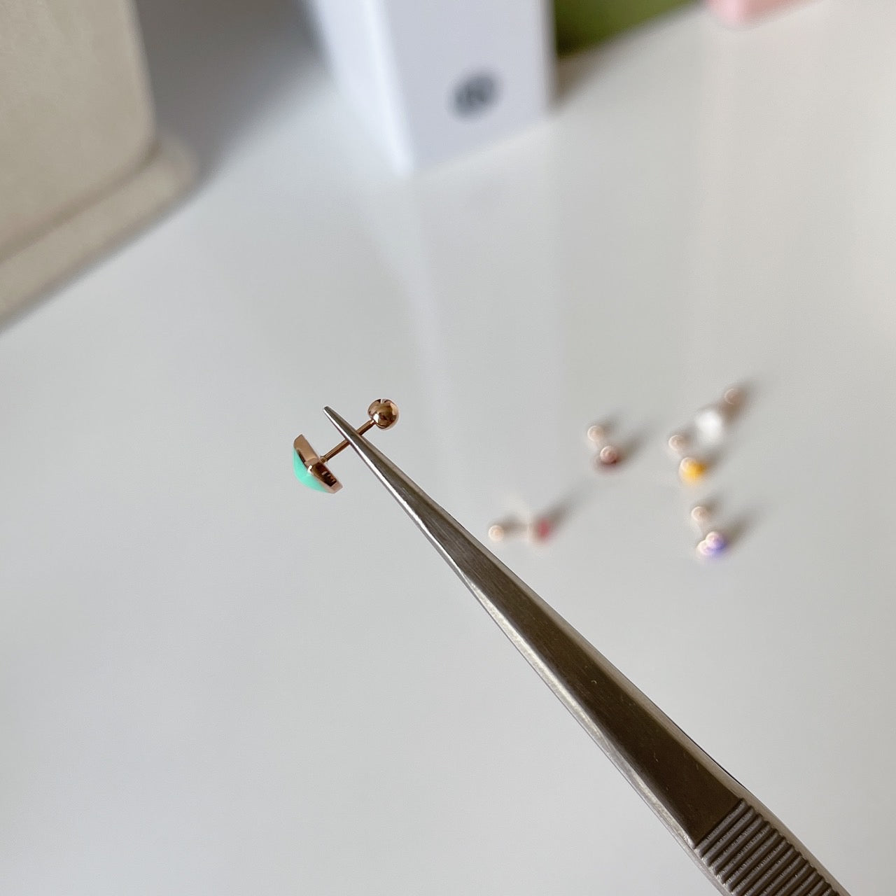 Epoxy heart barbell