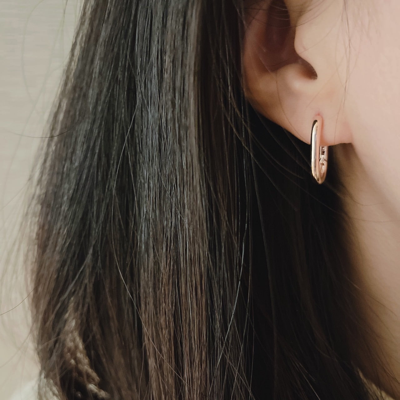 Bold one touch earrings