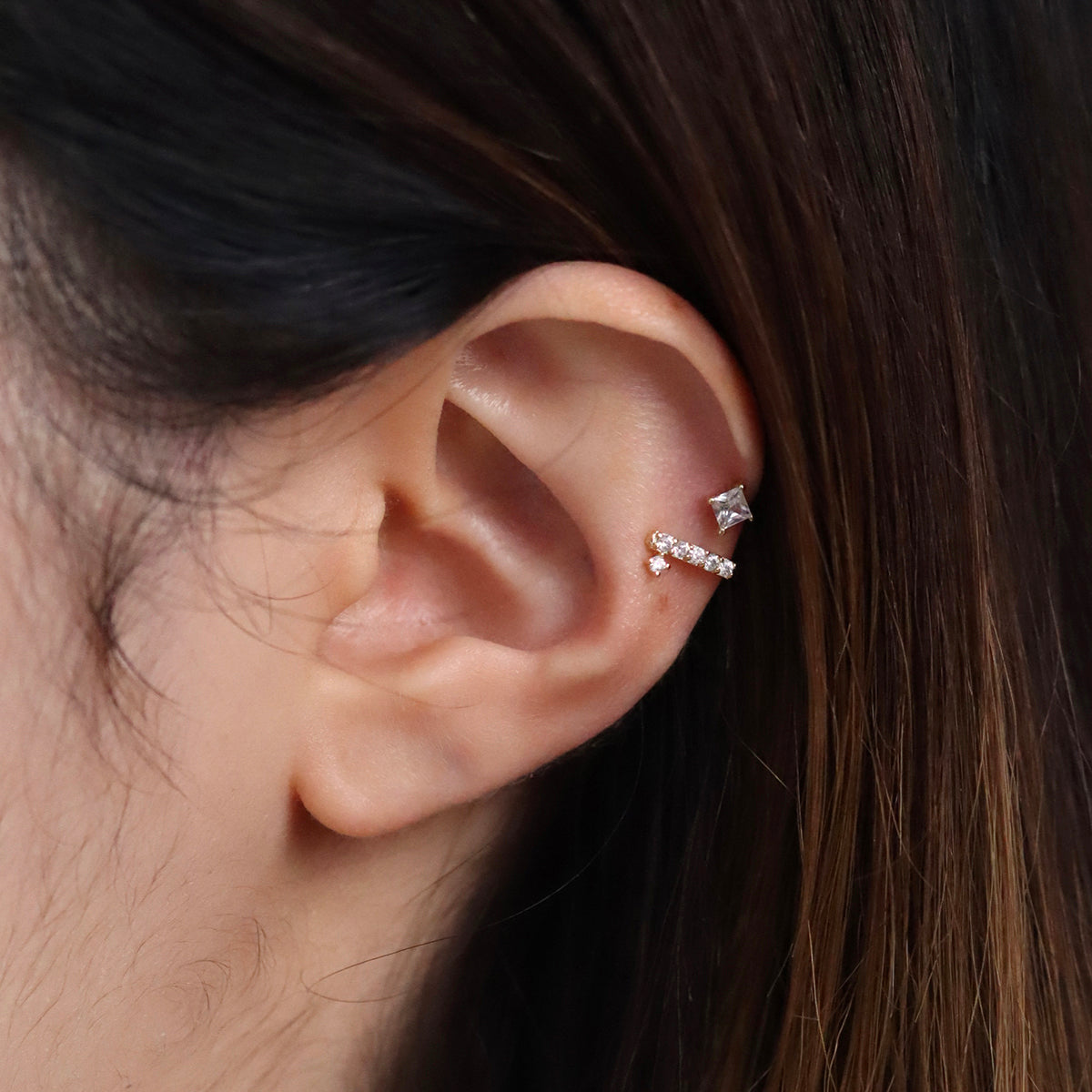 Relay Crystal Ear Cuff