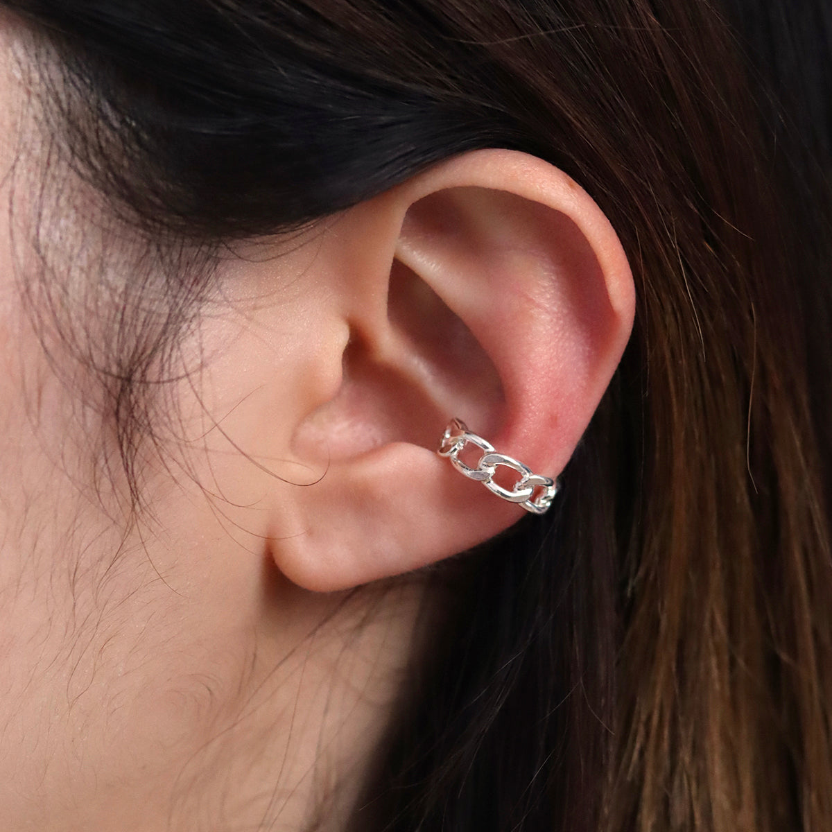 Curb Chain Ear Cuff