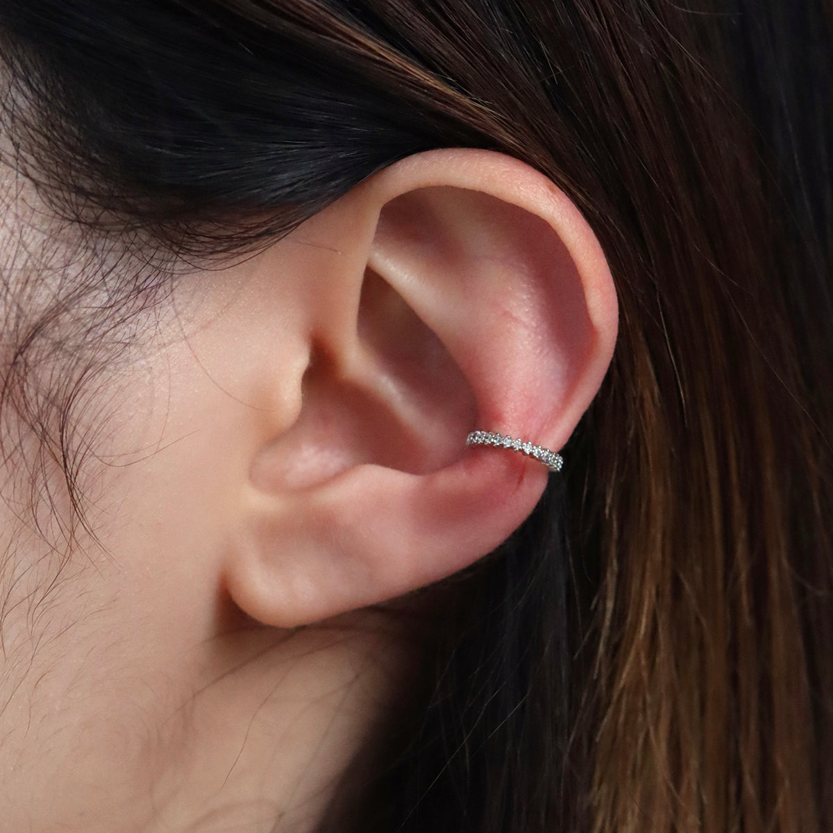 Simple Sparkle Ear Cuff