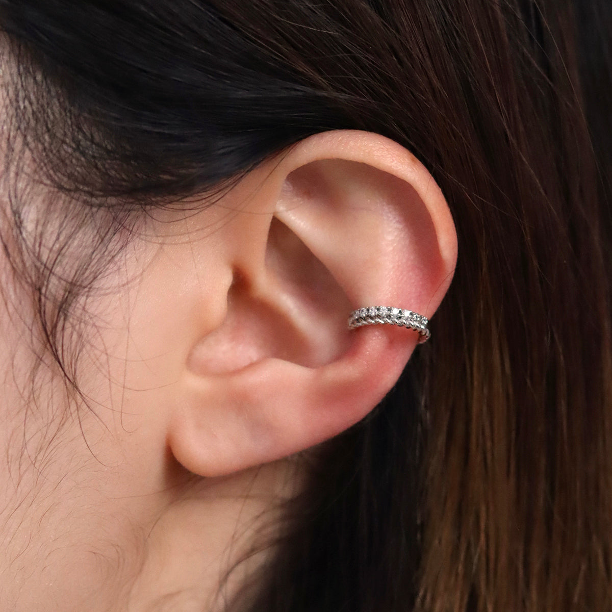 Simple Line Sparkle Ear Cuff