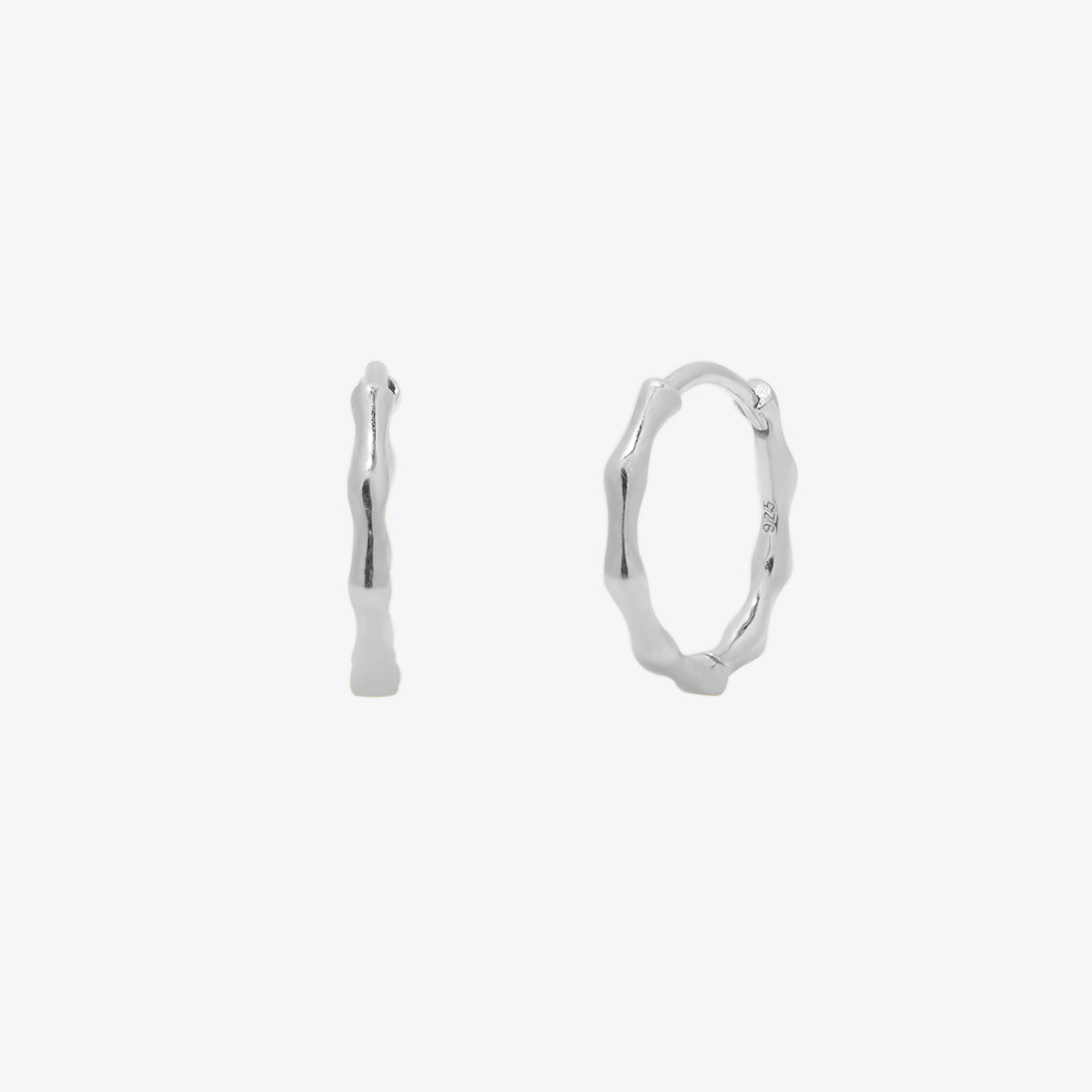 Slim wavy hoop earrings