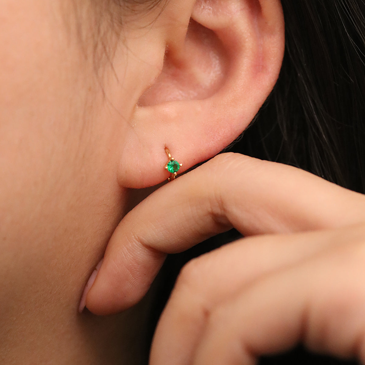 Single green onyx huggie earring