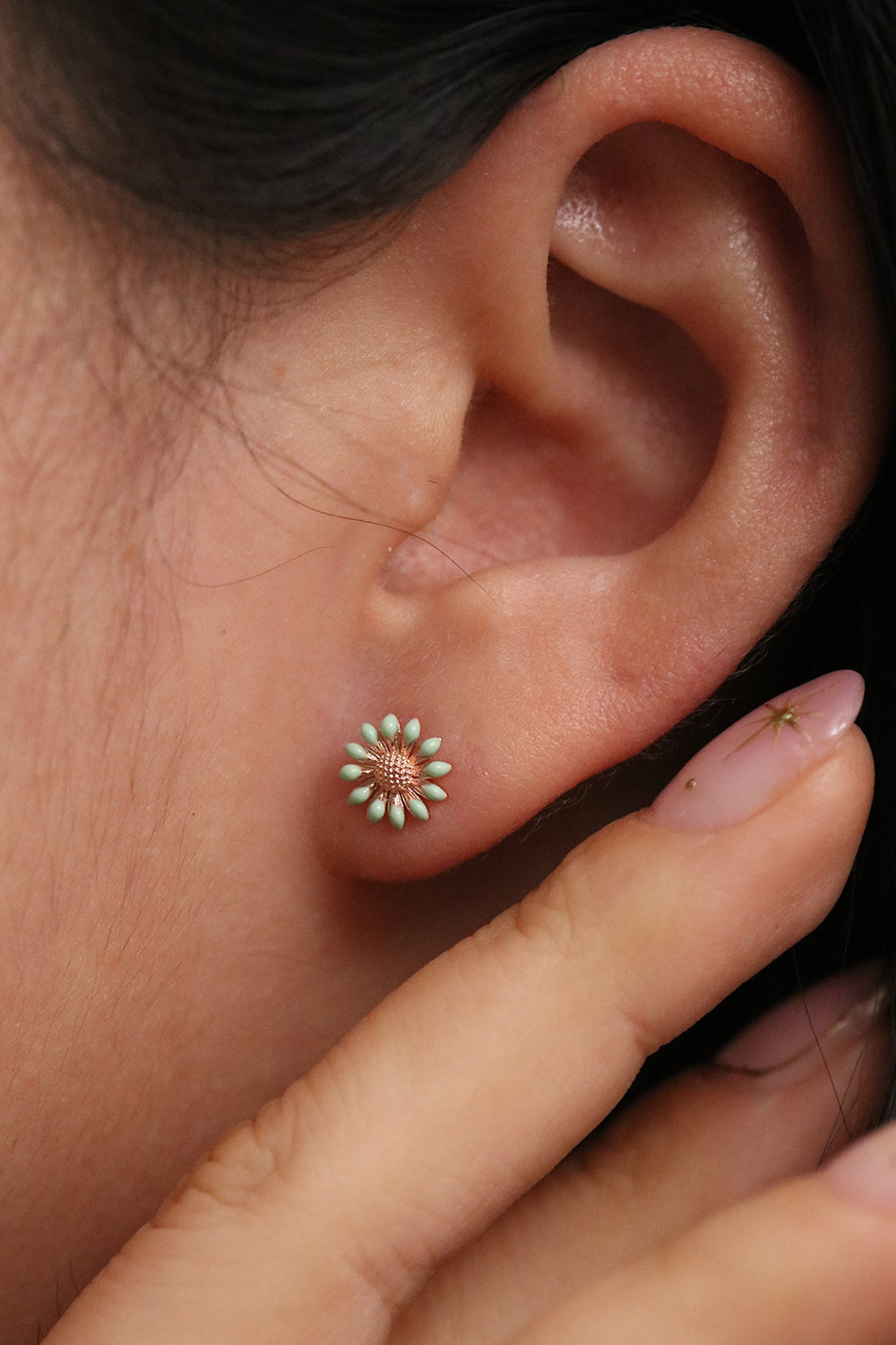 Coloured daisy earrings