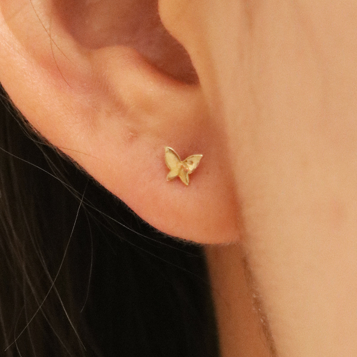 Butterfly studs