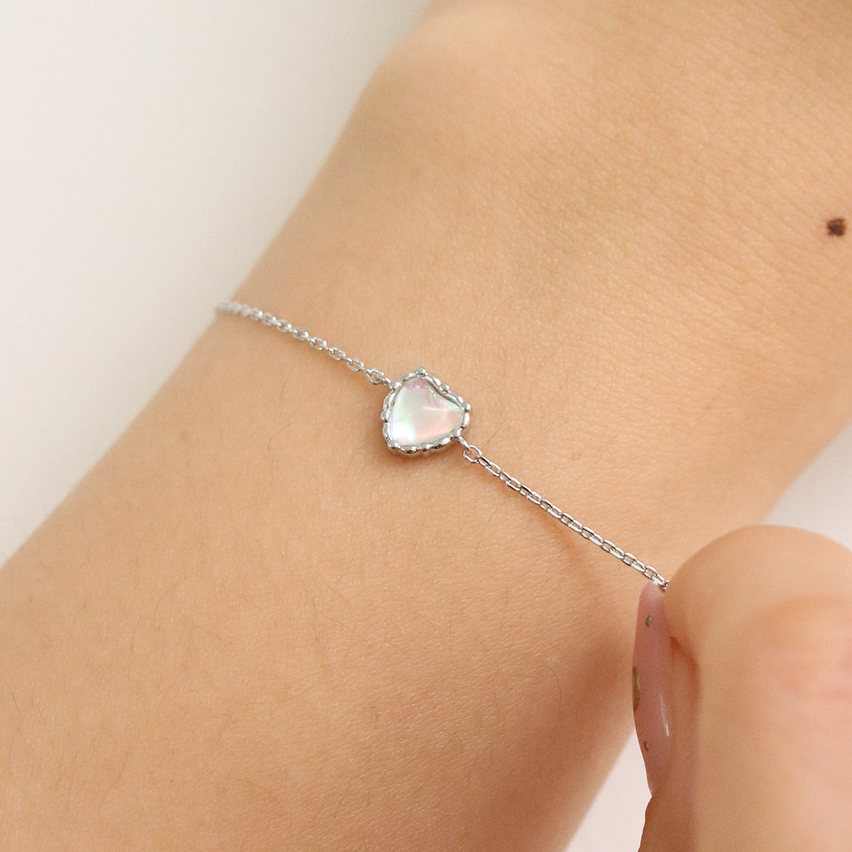 Heart moonstone bracelet