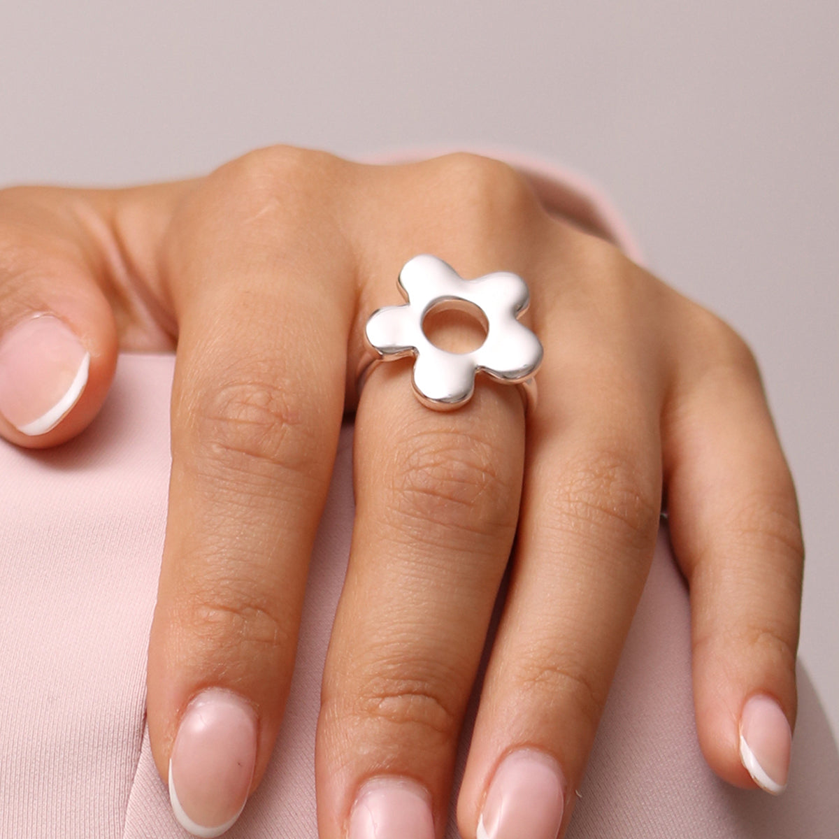 Daisy Adjustable Silver Ring