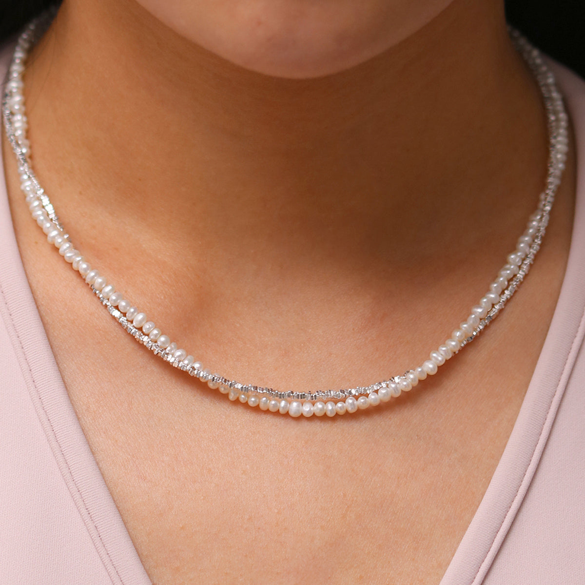 Pearl layered necklace