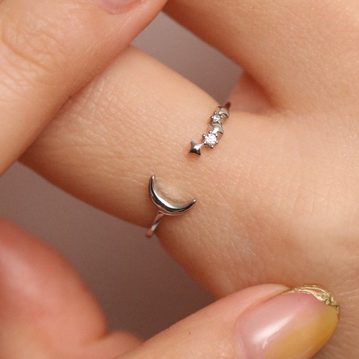 Mini moon star ring