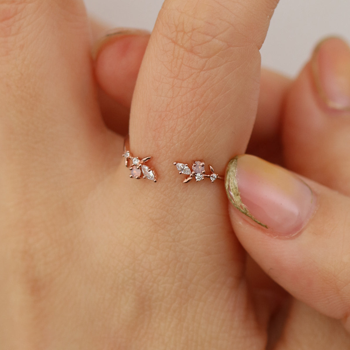 Rose quartz branch ring