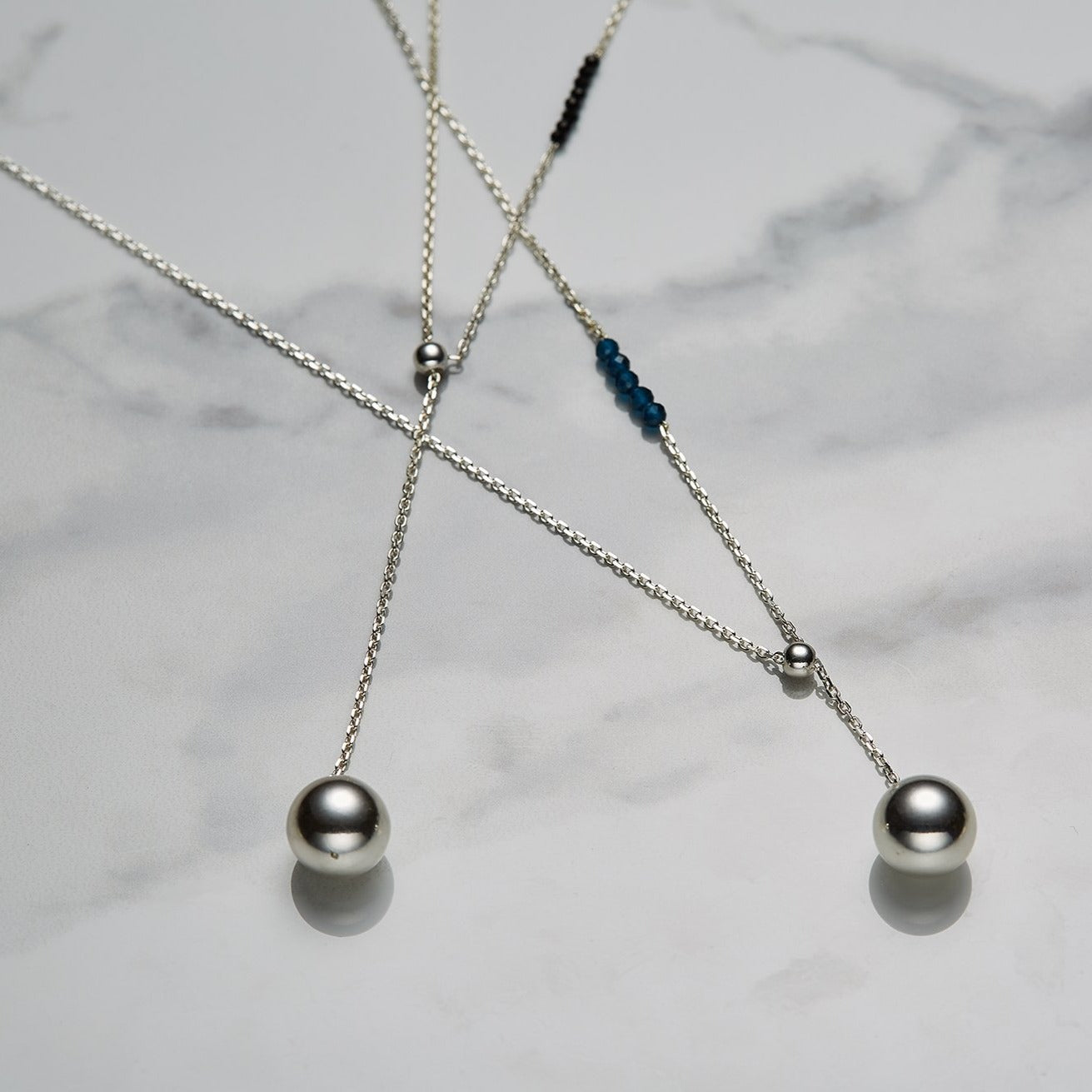 Silver drop necklace