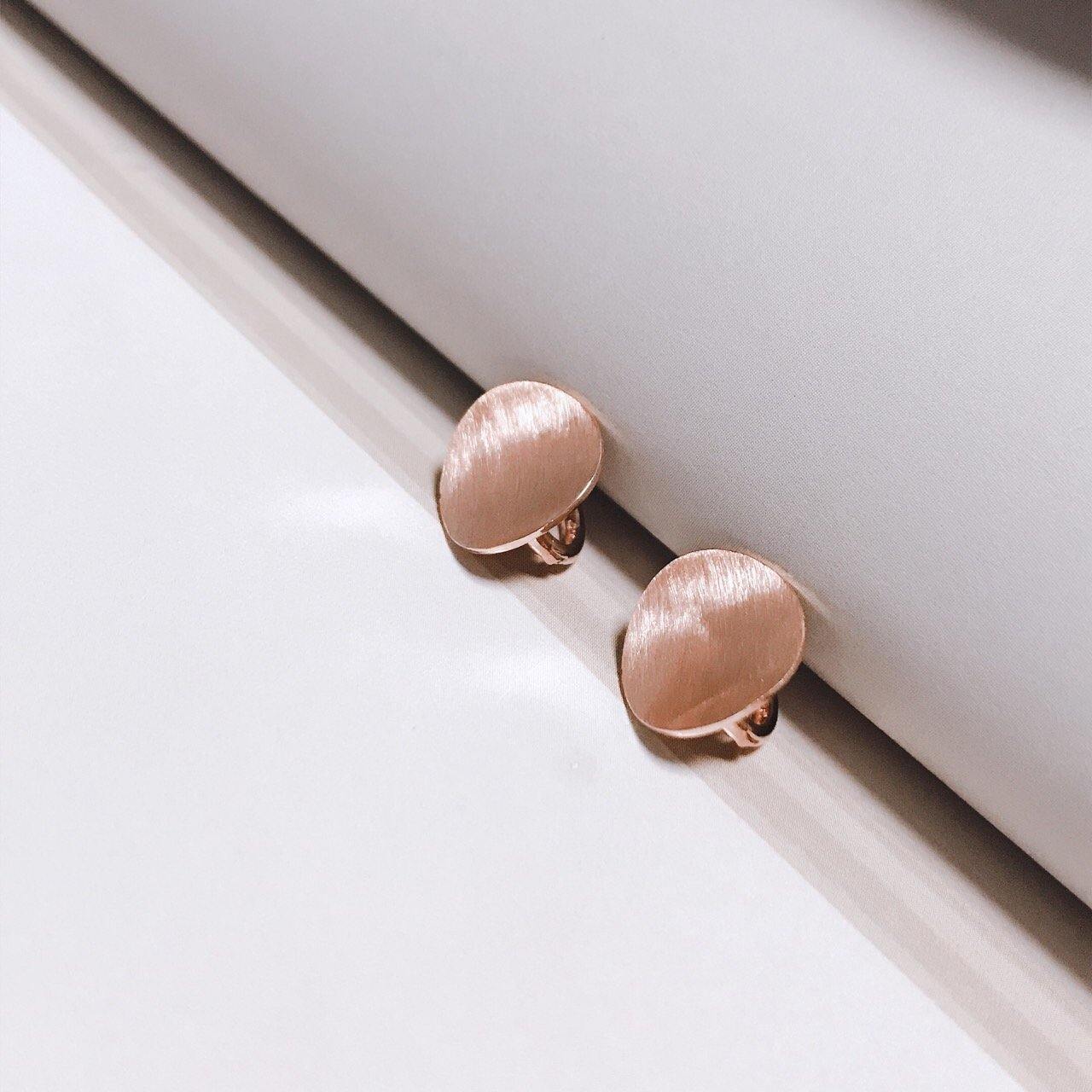 Circle huggies - NABILONDON