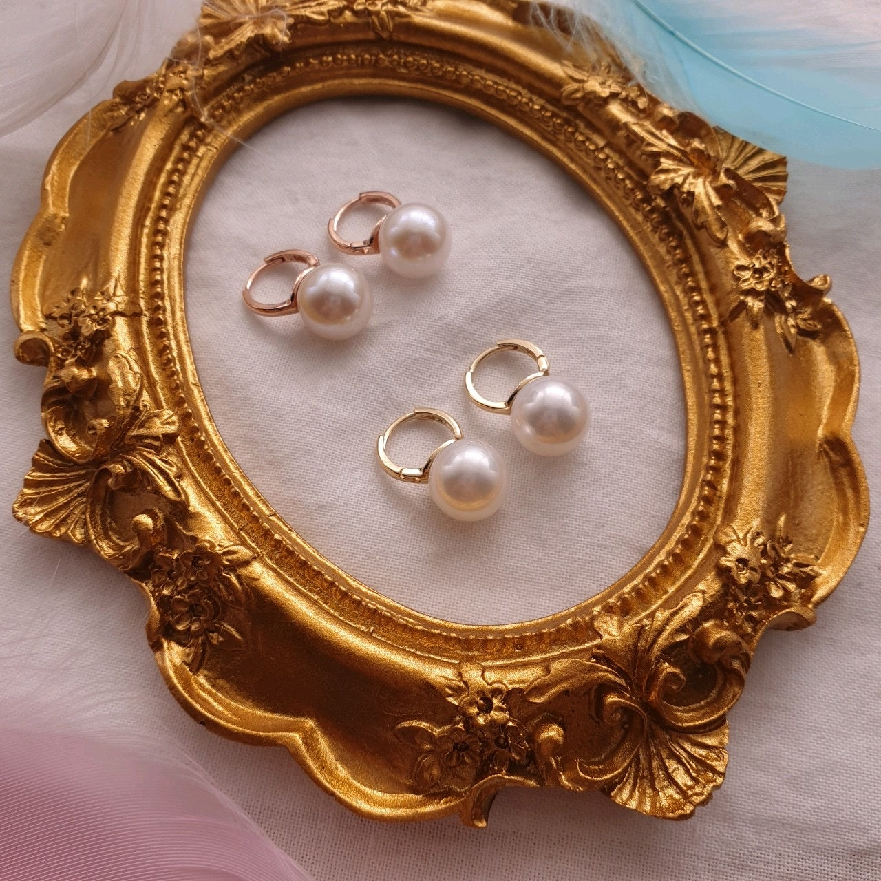 Pearl drop huggie one touch earrings