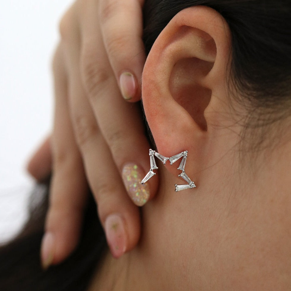 Angled star climber earrings