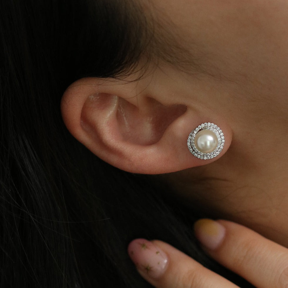 Pearl sparkle stud earrings